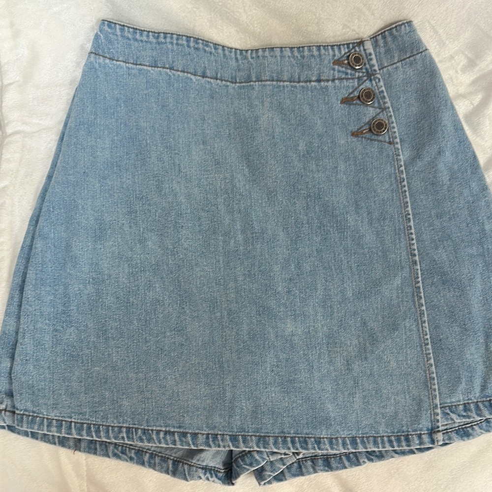 Steele Jeans Vintage Women's Light Blue Jean Shorts Skort Made in USA size 5